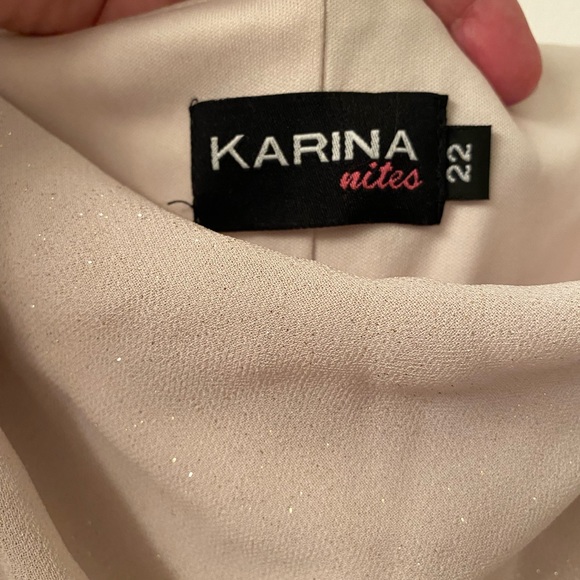 Dress - Picture 3 of 3